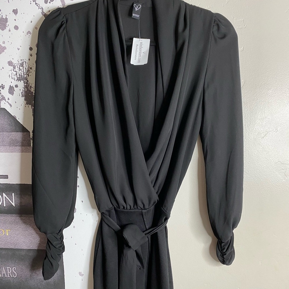 BRAND NEW DRAPE PLUNGE DRESS